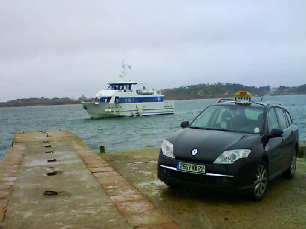 Zoomer sur l'image : Taxi-les-Alizes.jpg